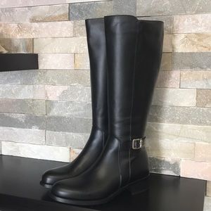 La Canadienne Womens Silvana Boot 